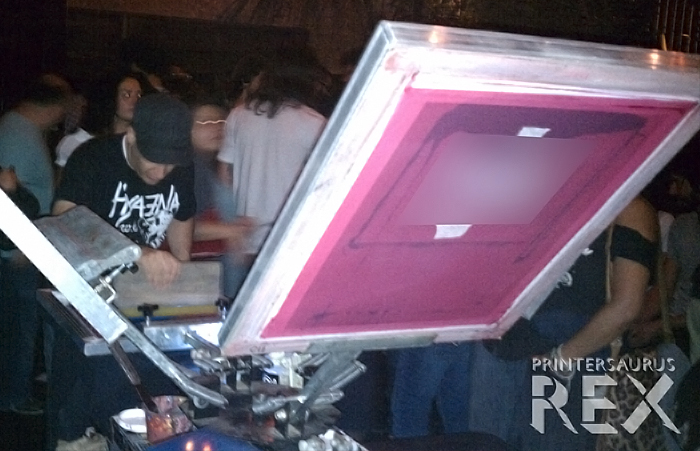 Printersaurus-Rex-Live-Screen-Printing